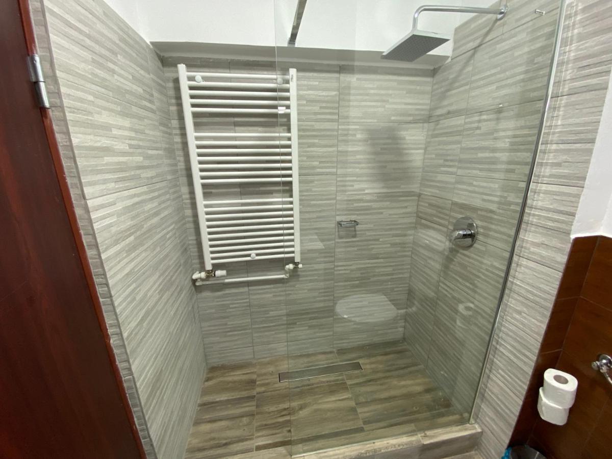 Petrosani Camere De Inchiriat - Hotel Petroshani Srl Dış mekan fotoğraf
