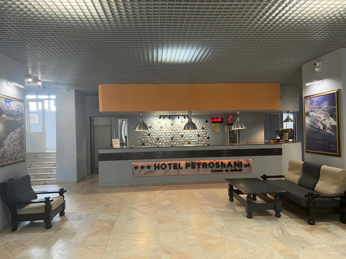 Petrosani Camere De Inchiriat - Hotel Petroshani Srl Dış mekan fotoğraf